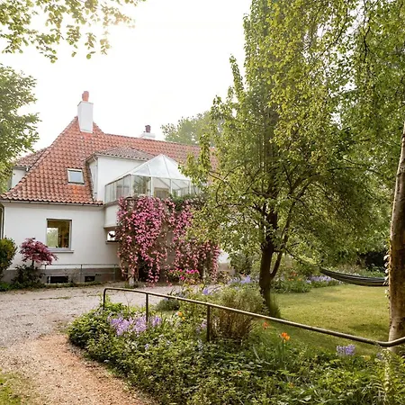 度假居 House From 1924 With Sea View In Front Yard