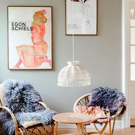 House From 1924 With Sea View In Front Yard 度假居