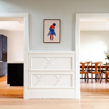 度假居 House From 1924 With Sea View In Front Yard Mommark