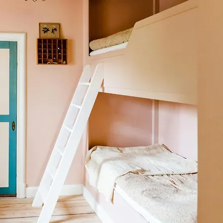 度假居 House From 1924 With Sea View In Front Yard Mommark